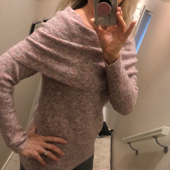 COPY - Off-shoulder, Cowlneck Pink/Heather Grey Sweater - Picture 4 of 13